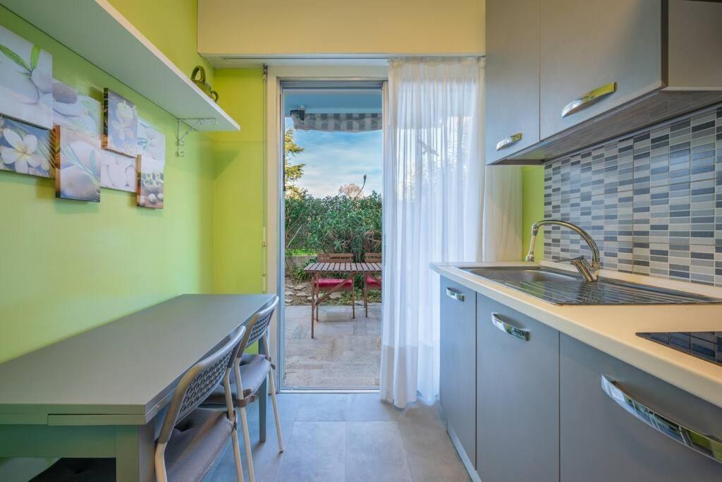 Appartement Familial 6P, Avec Piscine Et Tennis, Proche Mer Roquebrune-Cap-Martin Buitenkant foto